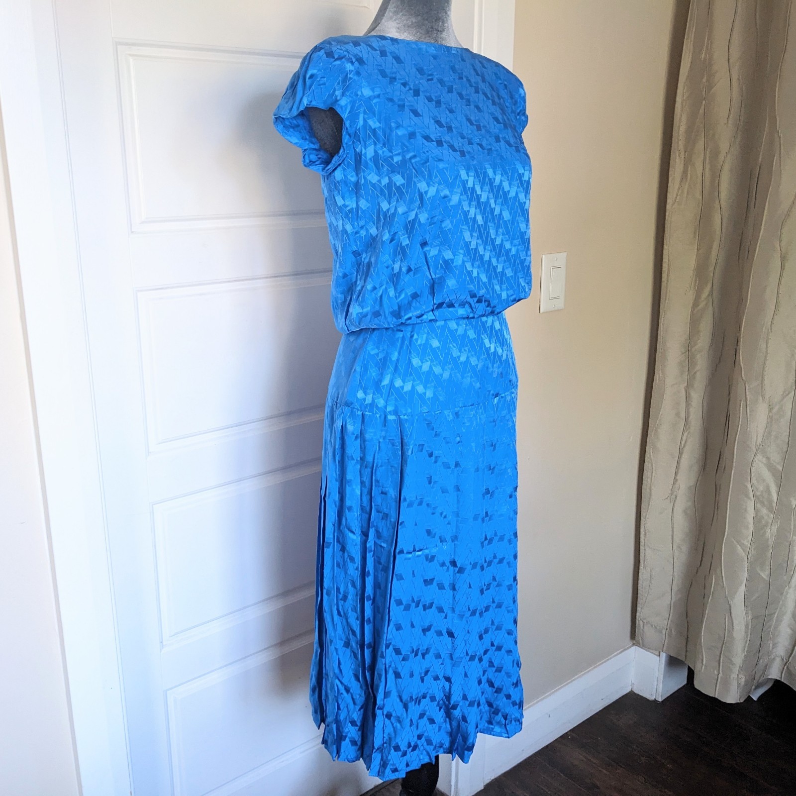 Vintage 80s Blue Silk Midi Dress Sz 4 Drop Waist Pleated Button Back Blouson