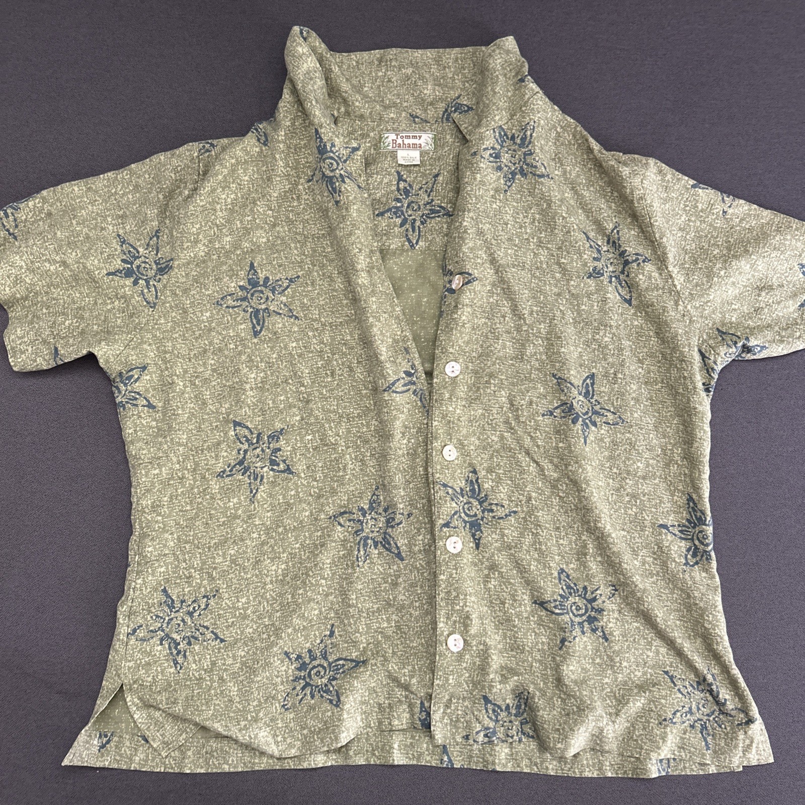 90’s Tommy Bahama Woman’s Large Silk Floral Print Summer Shirt VTG