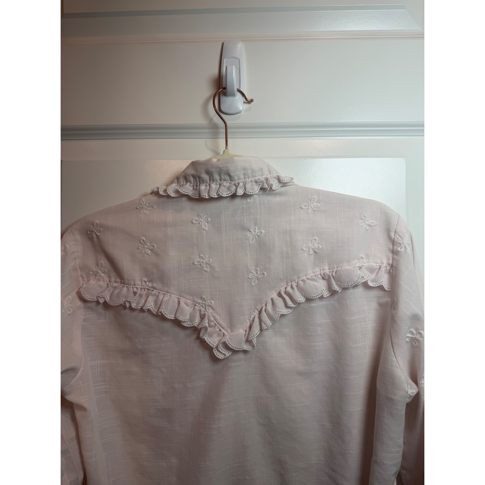 Rockmount Ranch Wear Vintage Pink Butterfly Embroidered Ruffle Western Shirt L