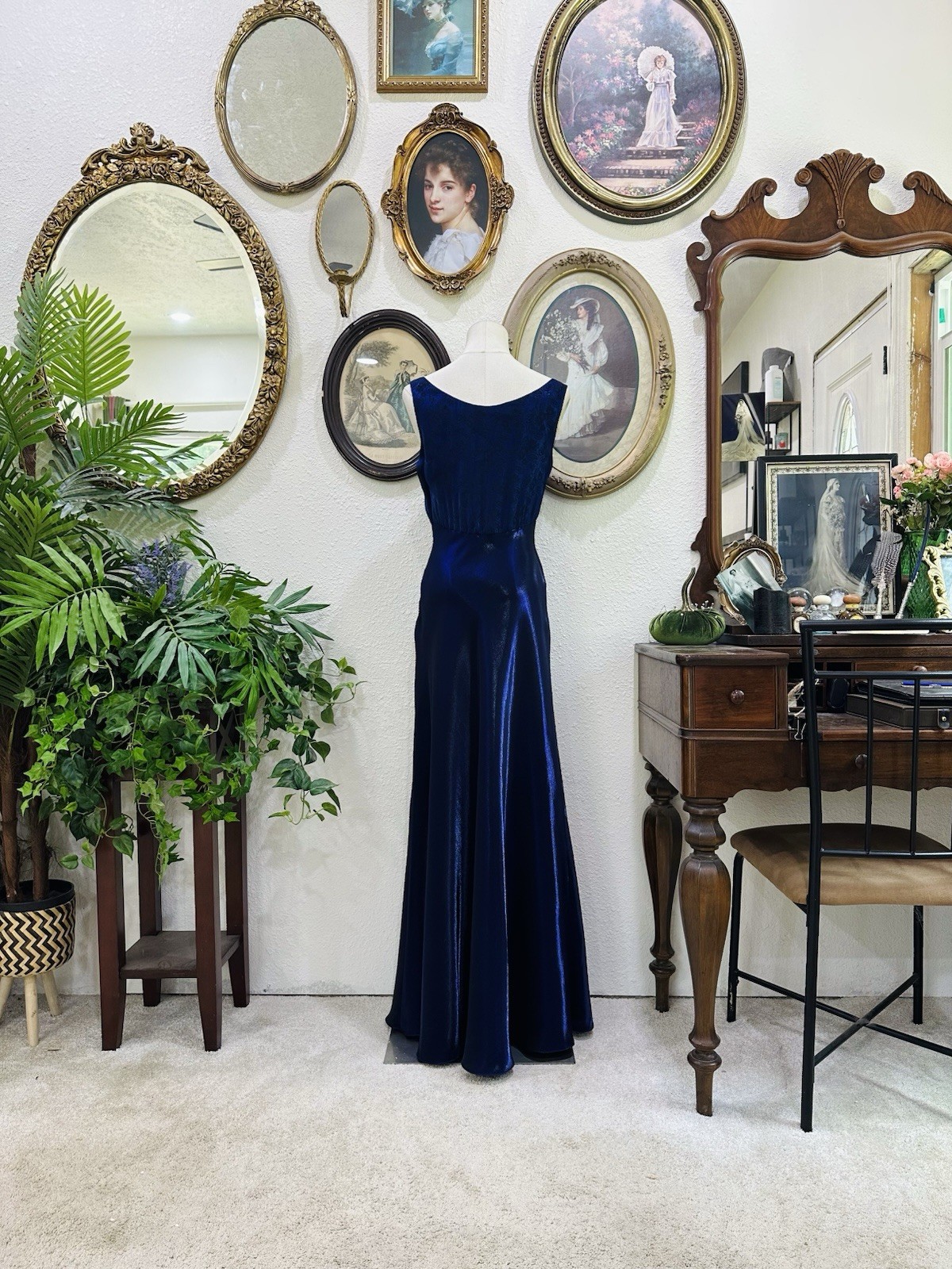 Vintage Alex Evenings Iridescent Electric Blue Purple Bias Cut Maxi Gown