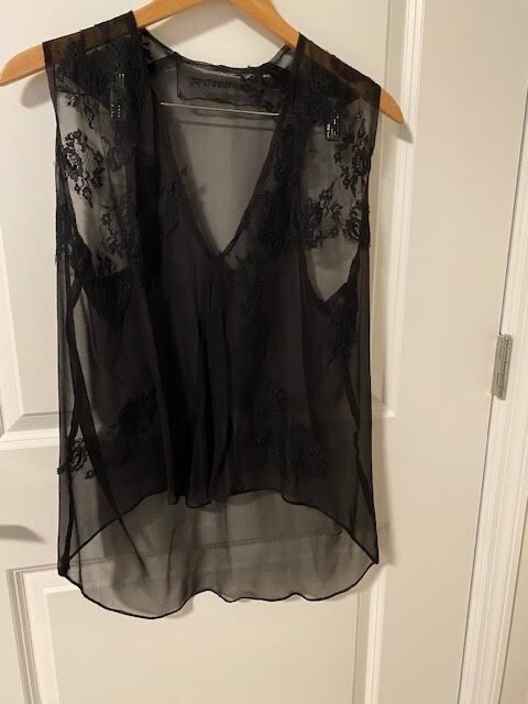 VINTAGE Reformation Black V-neck sleeveless lagenlook blouse top silk/lace