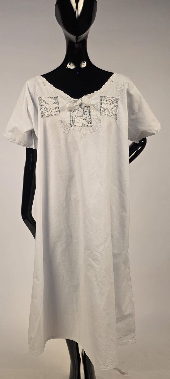 VICTORIAN 19TH C WHITE LINEN NIGHT DRESS W DOVE + ANGEL FILET LACE INSERTION