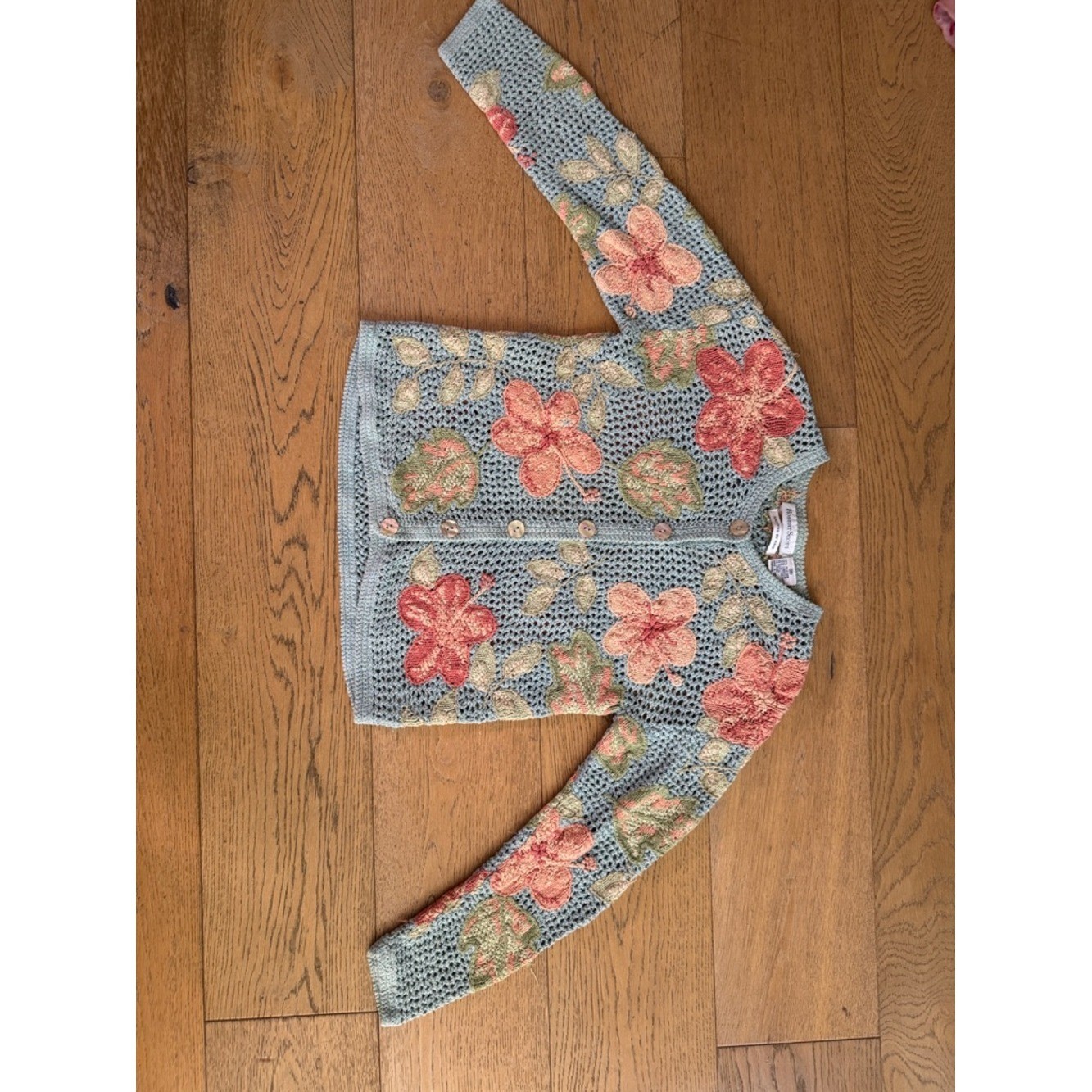 Robert Scott vintage crochet light blue floral cardigan sweater mother of pearl