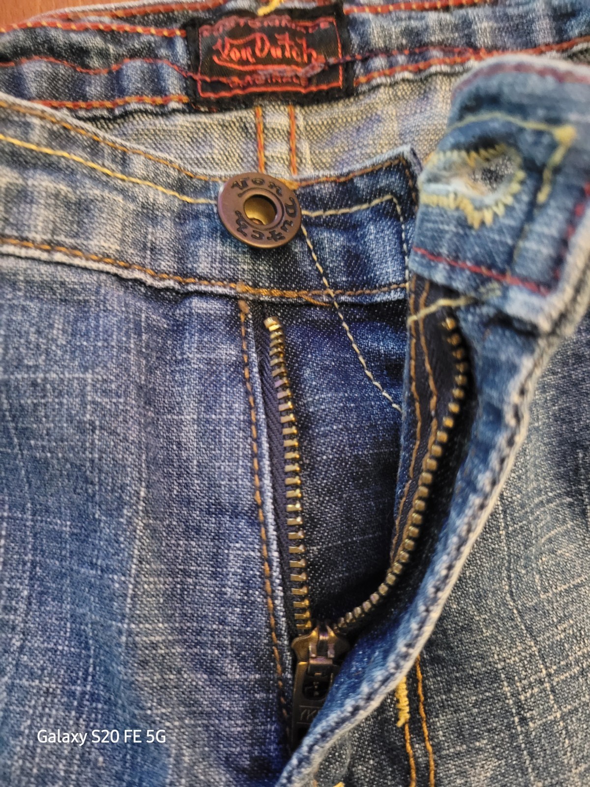 RARE Y2K Von Dutch Sz 29 Vintage Back Patch 90’s Jeans Distressed Wide Leg