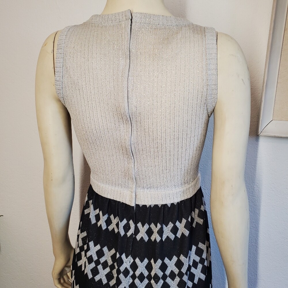 Vintage 70s Vicky Vaughn Lurex Maxi Graphic S/ M