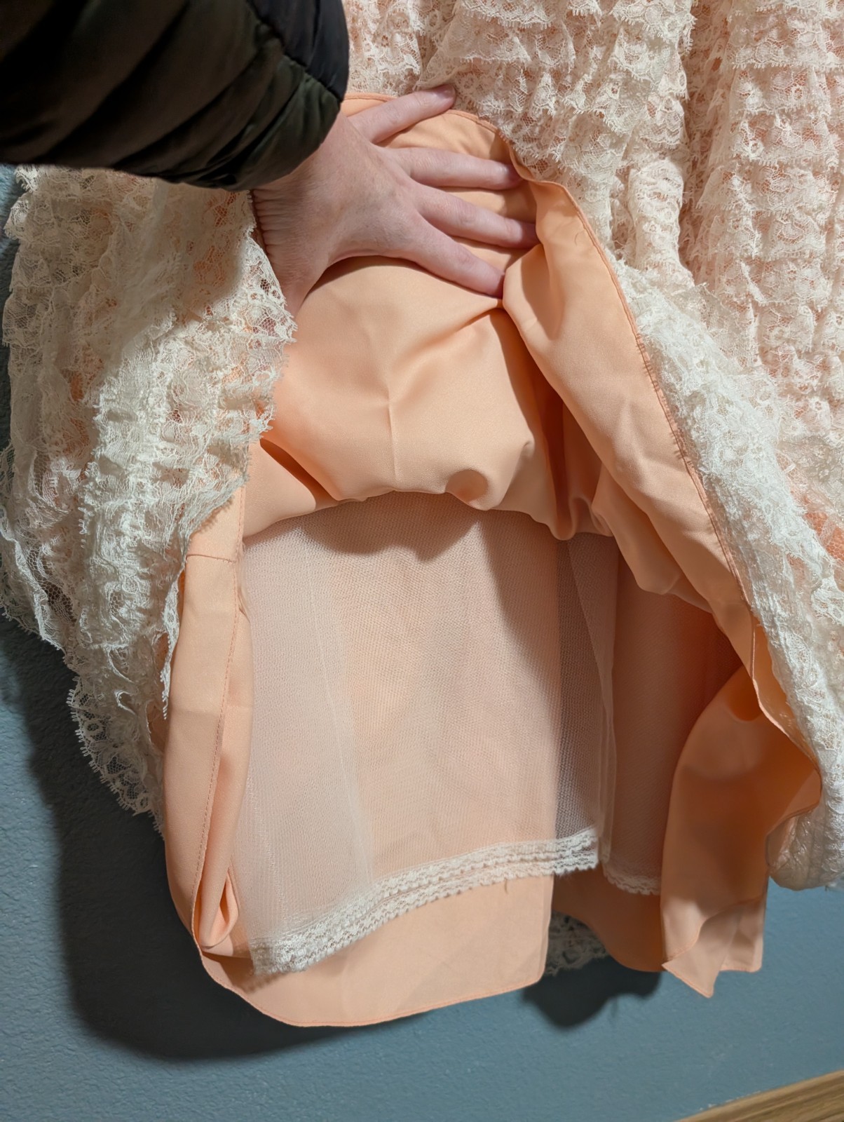 Vintage After Five Harry Action Ivory Lace and Peach Ruffled Dress Sz 10