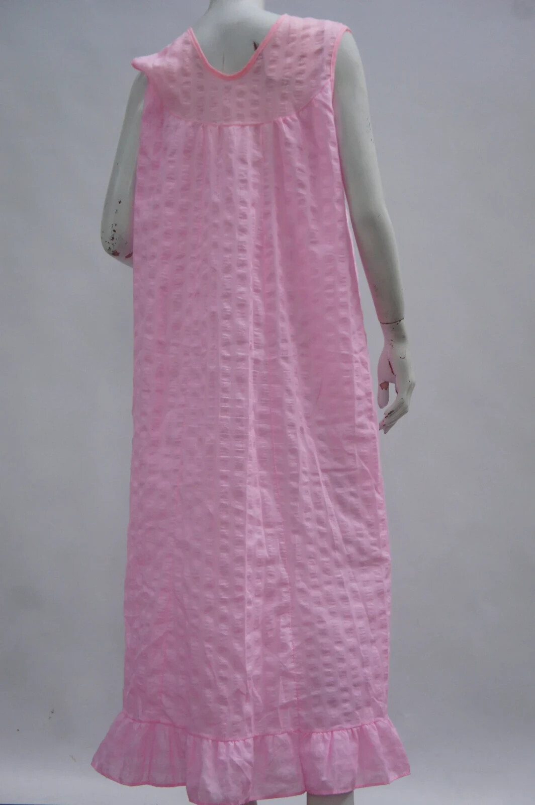Vintage 60s Pink Eyelet Trim Ruffle Bottom Maxi Nightgown Cottagecore Grannycore