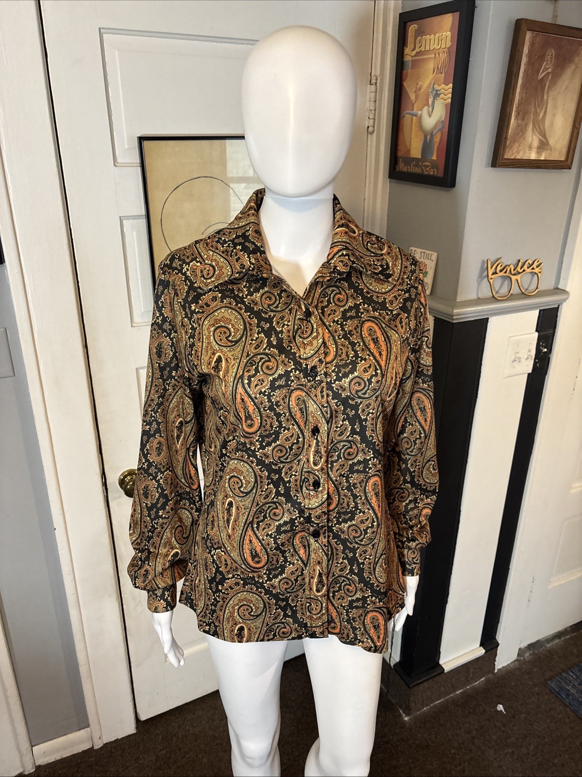 VTG 70s Women’s Button Up Top JACK WINTER 36″ Chest Dark Paisley Retro Secretary