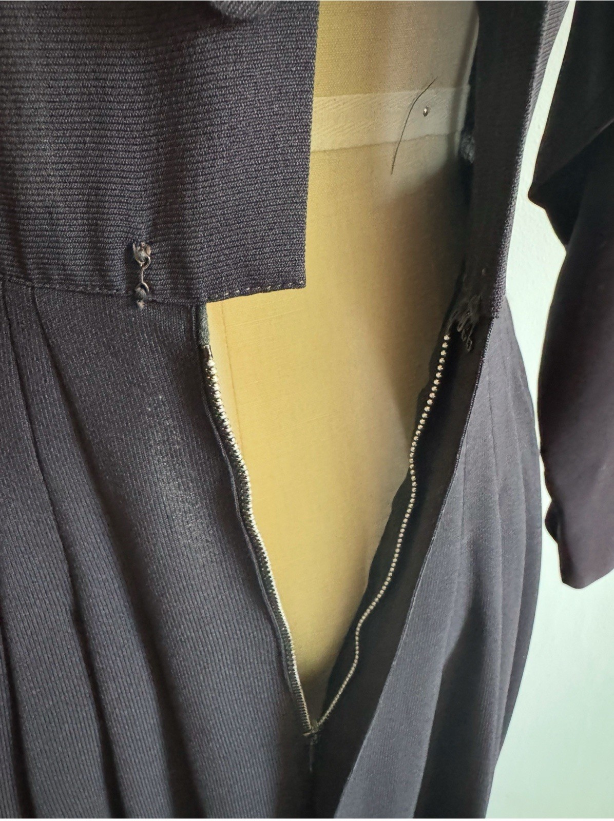 Vintage Dress Black/Purple Beaded Velvet Collar Button Zip Back SZ 10 Handmade?