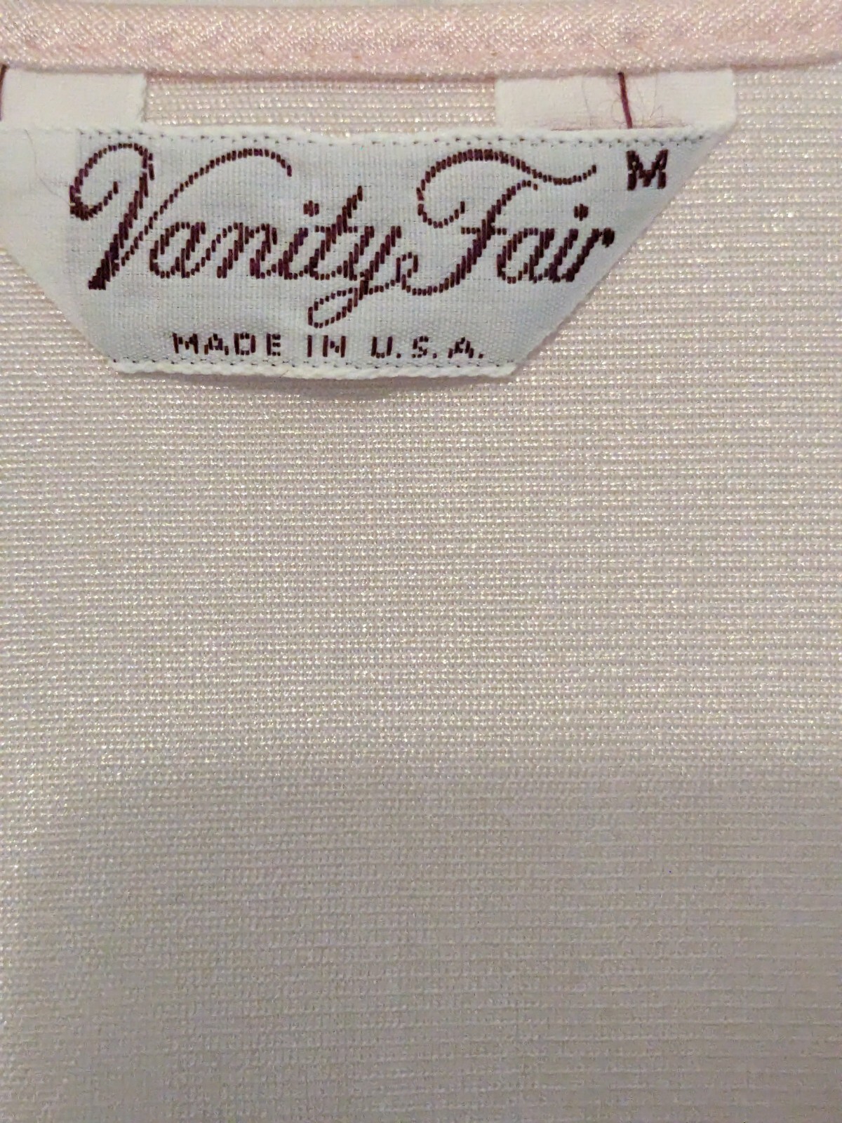 Vintage Vanity Fair Medium Pale Pink Housecoat W/Lace Pockets Covered Buttons