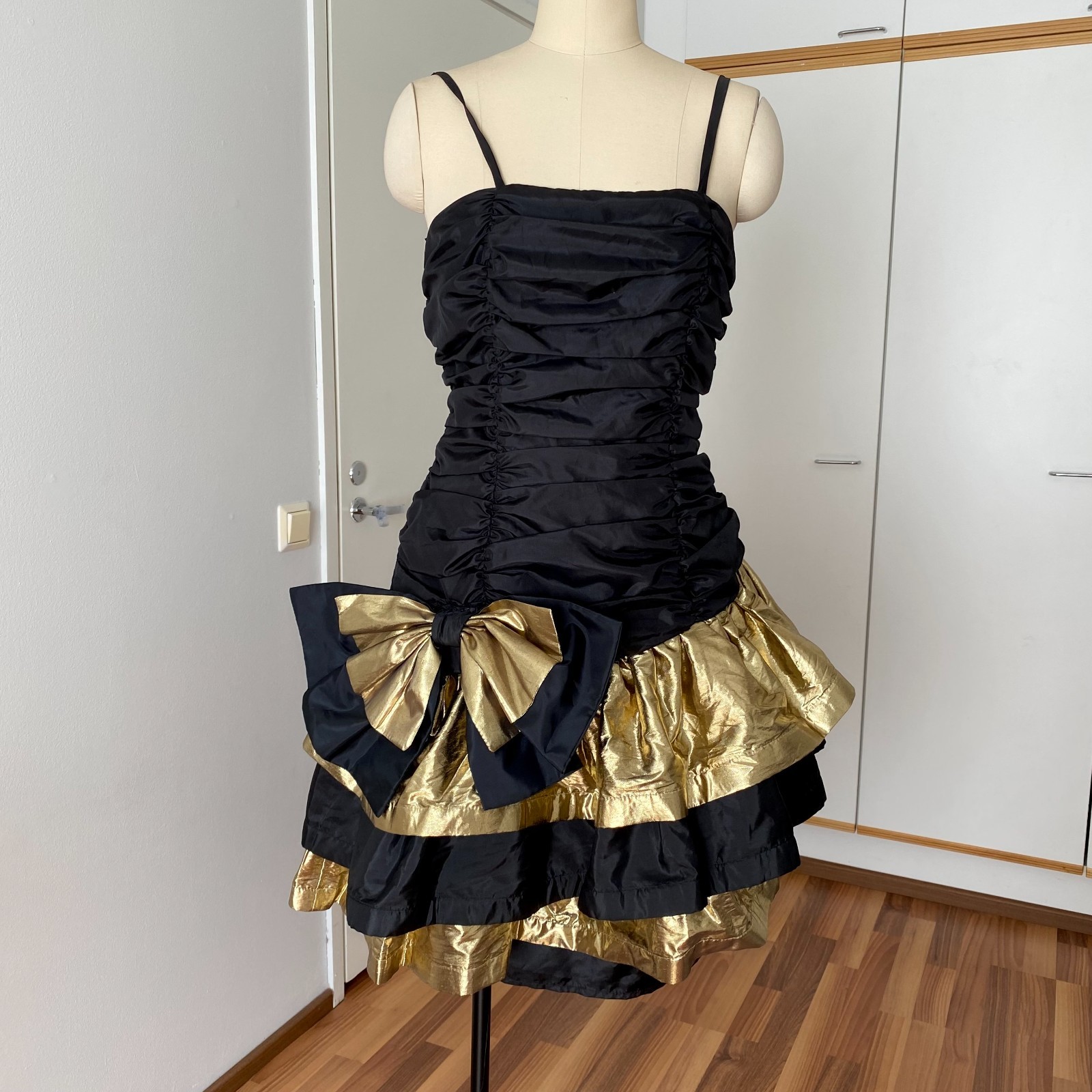 1980s YESSICA Ruffle Prom Party Dress Ruched Taffeta Cocktail Retro Tiered EU 40