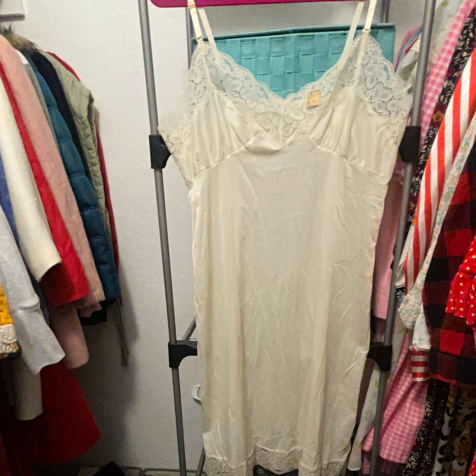 Barri Ivory Nylon Lace Trim Full Slip Regular Size 38 MPN 450
