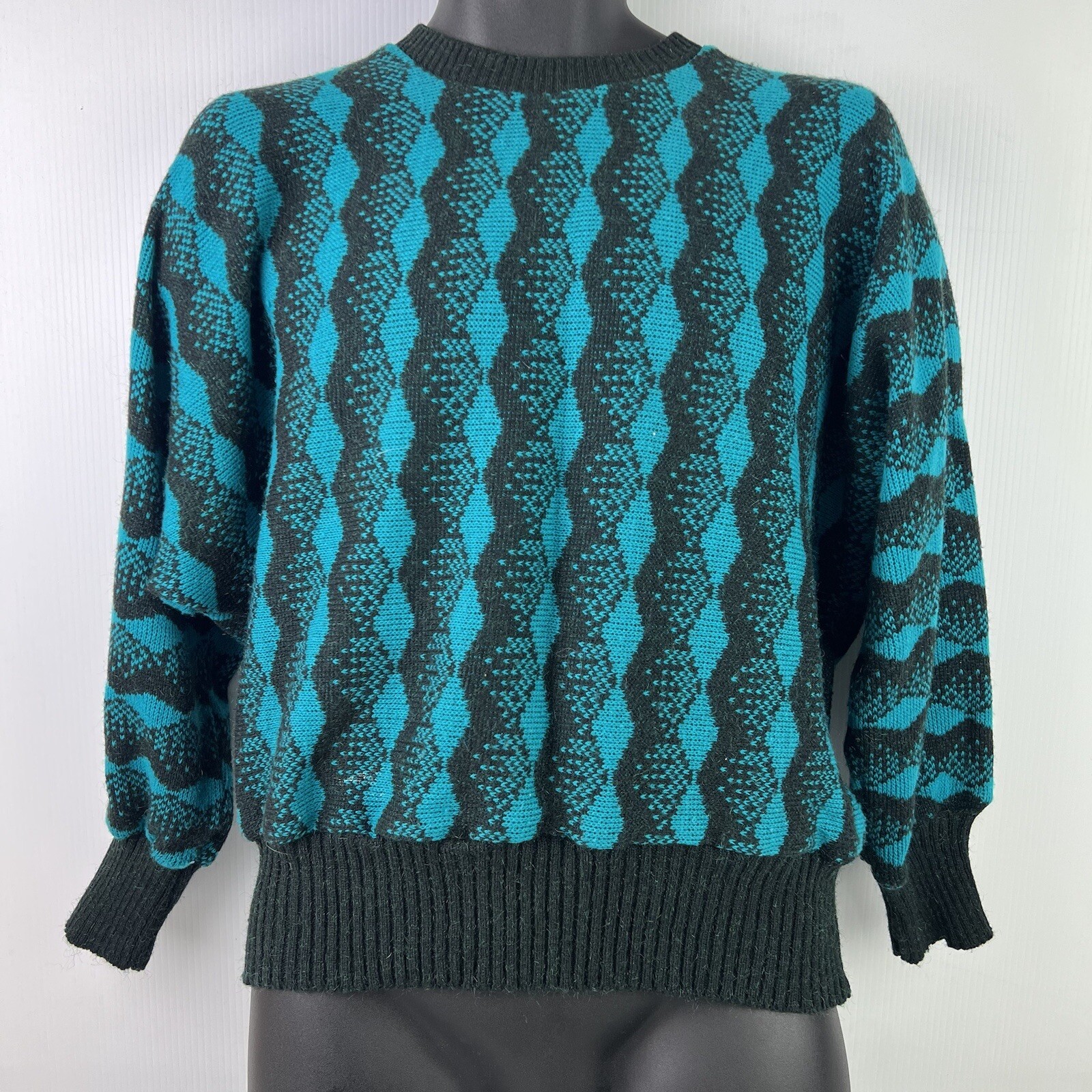 Vintage Barricade Made in Australia Knitted Sweater Womens L Black/Blue 62/55