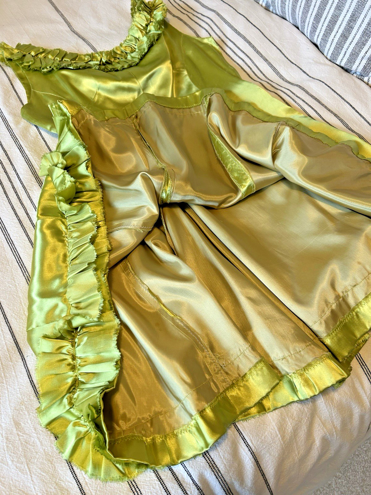 Vintage Handmade Satin Whimsical Green Party Dress – Flower, Fairy Costume Sz M