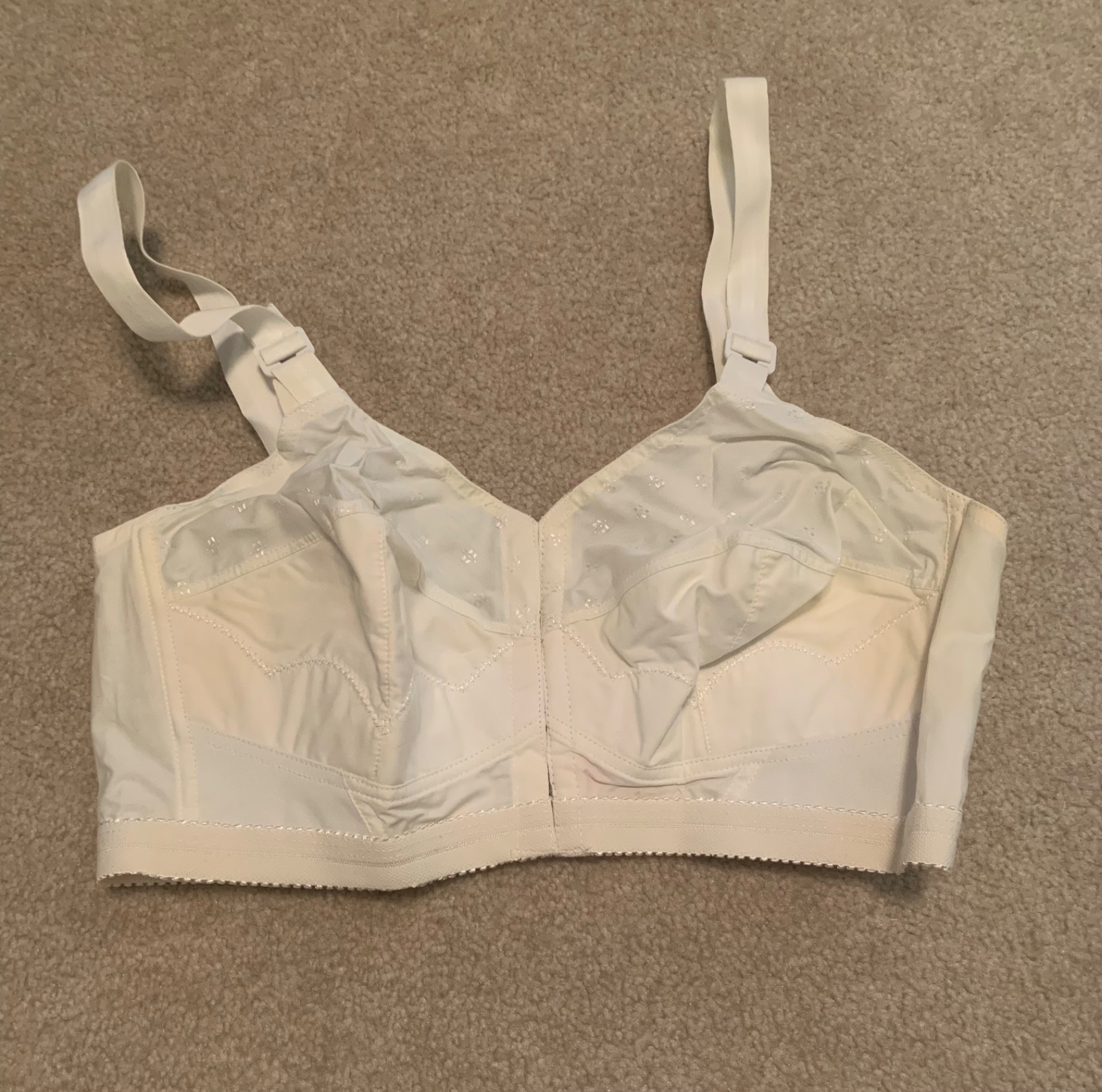 NIB Vintage Sears Under Fashions White Full-Coverage Front Closure Bra