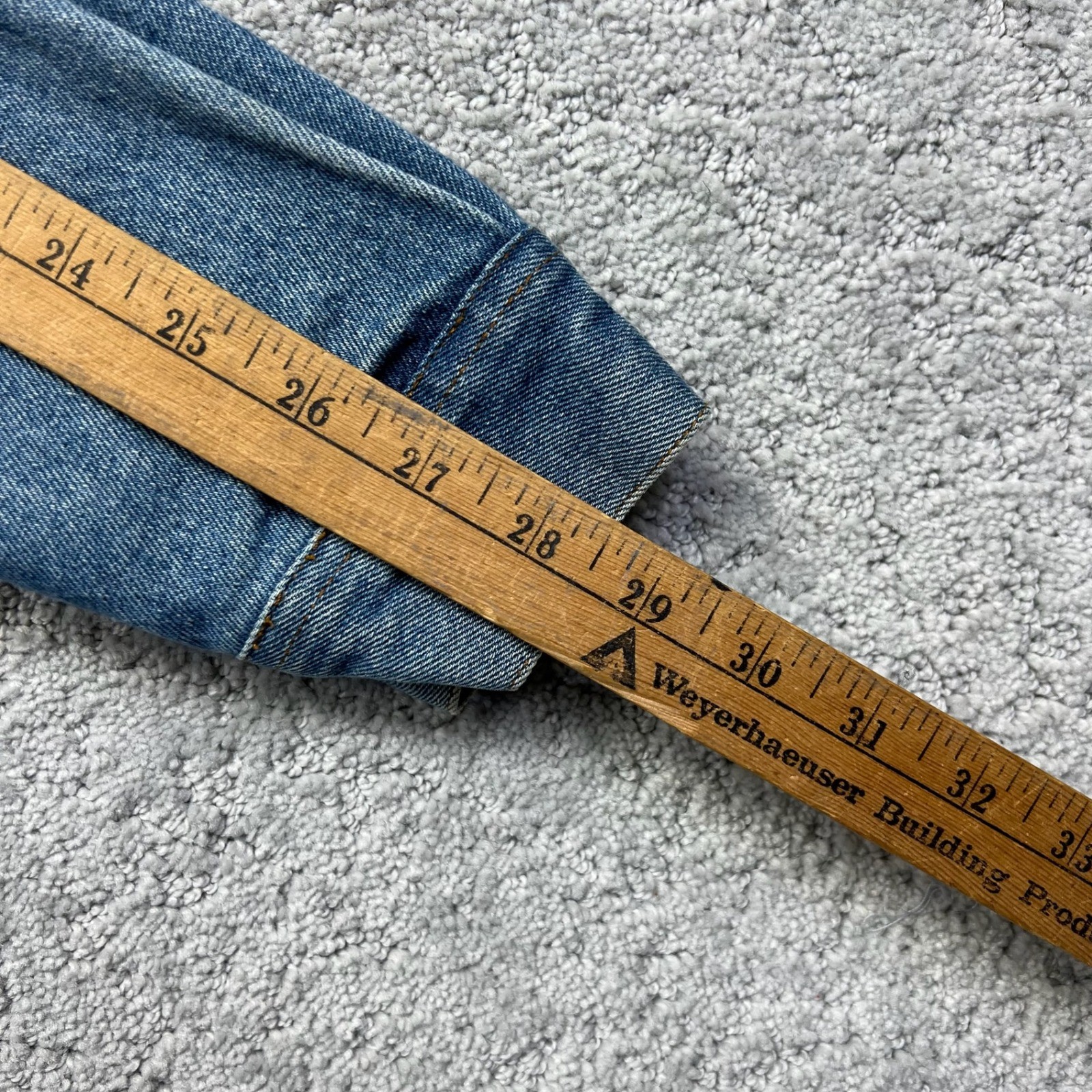 VINTAGE Tickets Clothing Denim Jacket Womens Small Blue Cropped Trucker Western