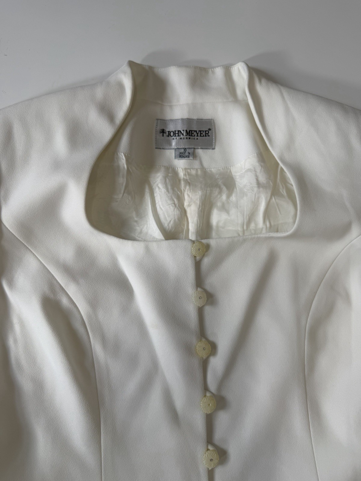 John Meyer of Norwich Women 2PC Ivory Skirt Suit Size 10 Lined Classic