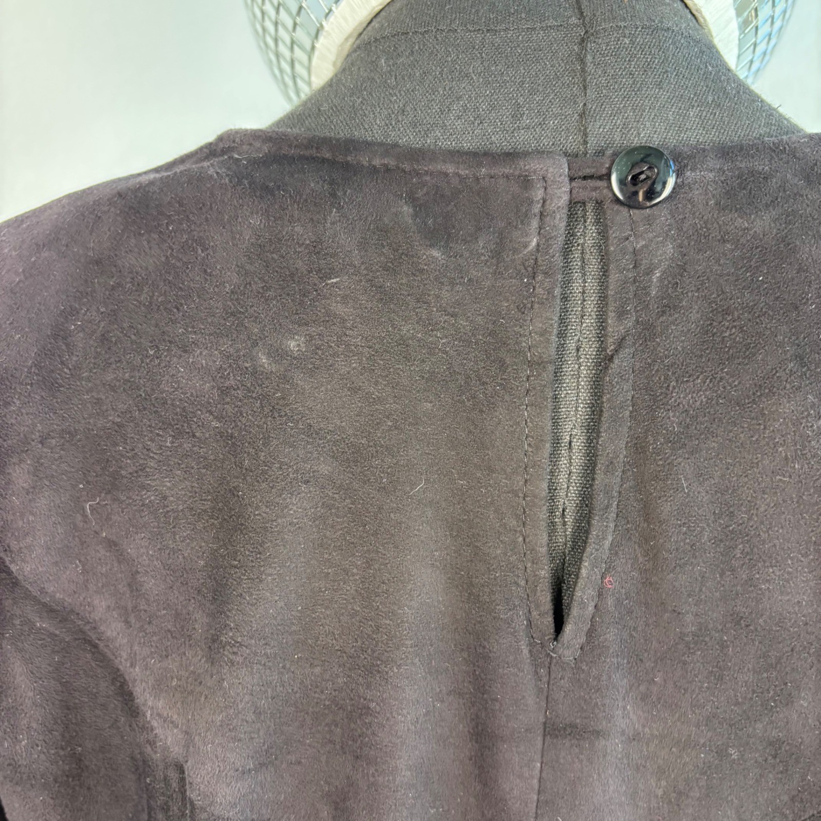 Vintage West Bay Saks Fifth Avenue Black Lamb Suede Padded Shoulder Top Size 6