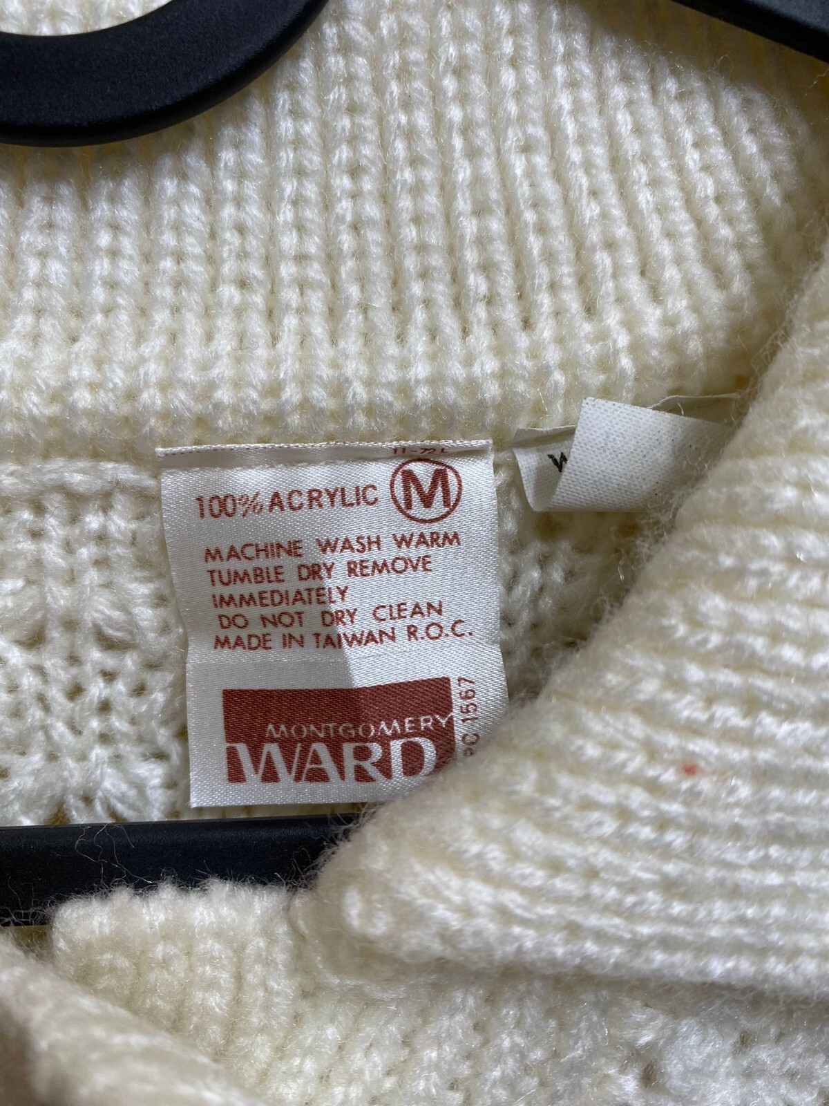 VTG Montgomery Ward Women White Knit Sweater Size M Winter NOS
