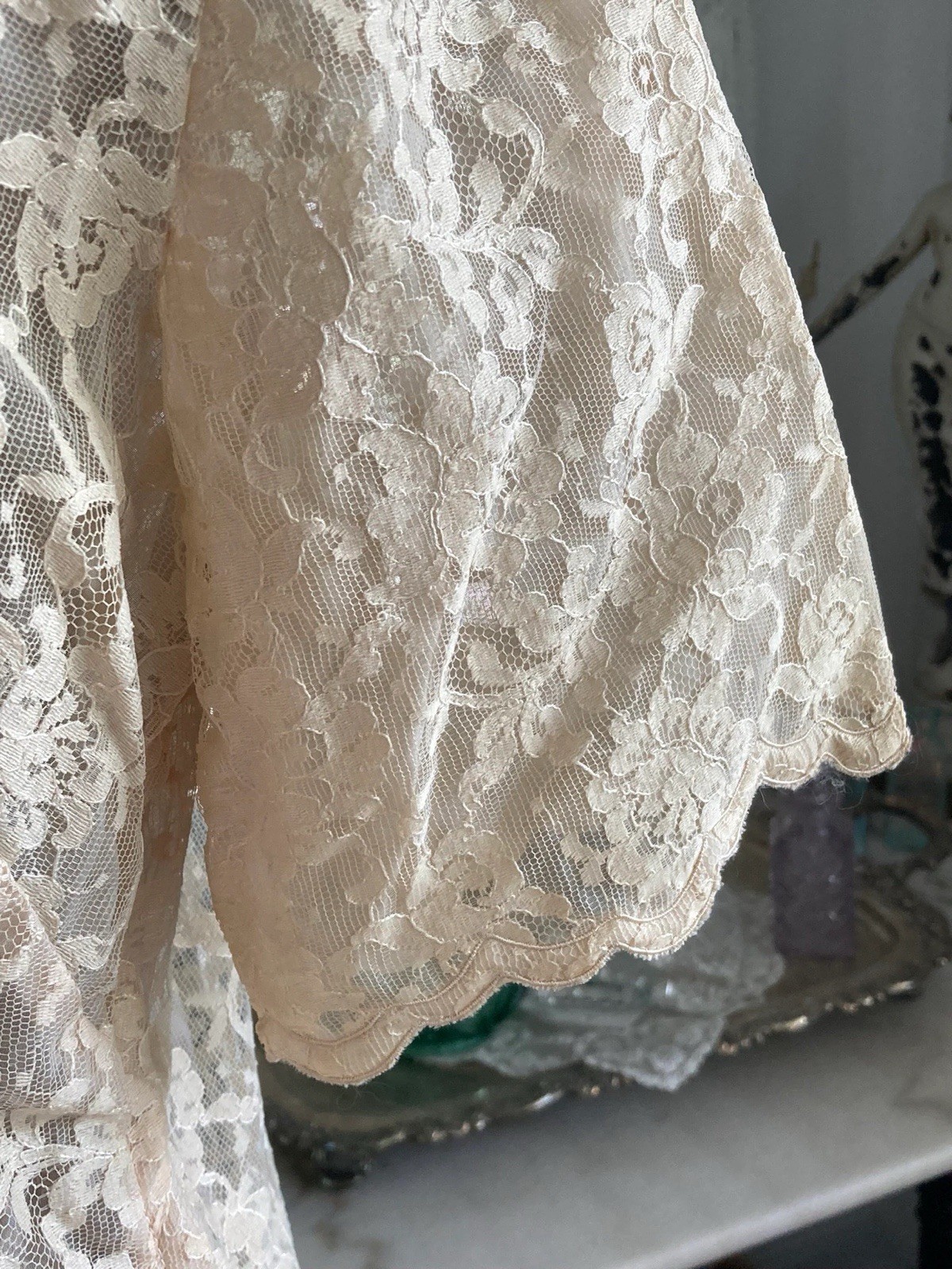 Vintage Ecru Chantilly Lace Party Blouse Top Cocktail Side Metal Zipper 40 Bust
