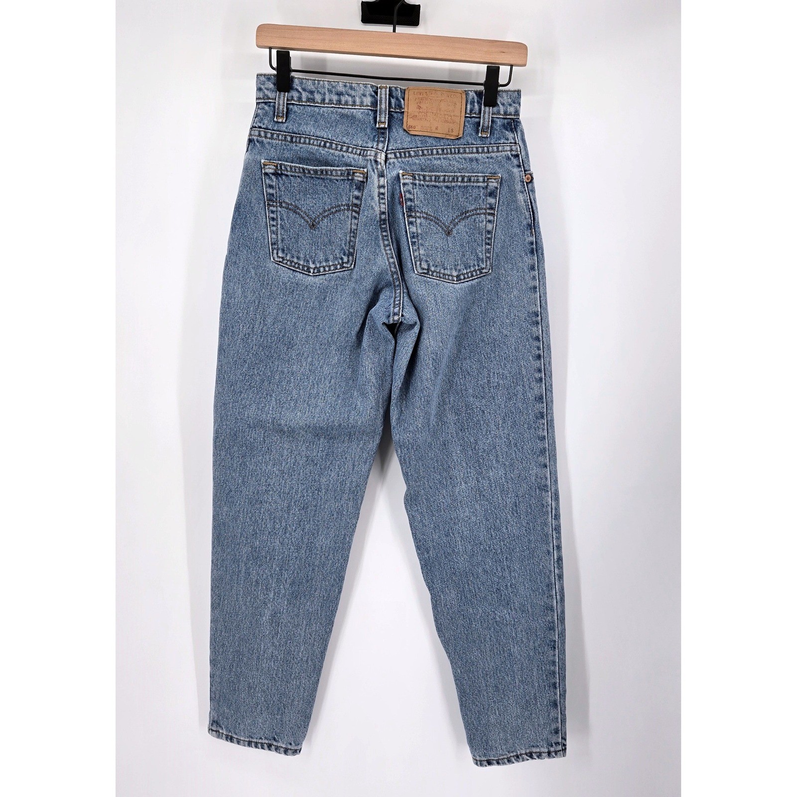 Levis 550 Relaxed Fit Tapered Leg Jeans Light Wash Denim 1996 Grunge Vintage 90s