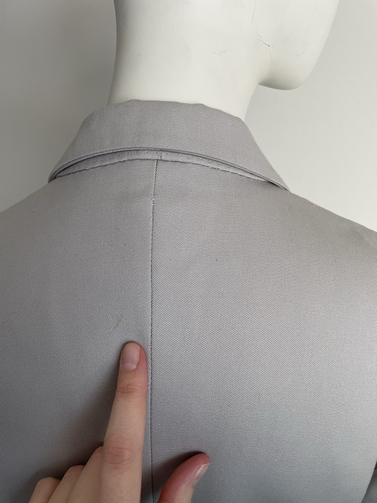 Vintage 1990s Gianni Versace Light Gray Wool Double Breasted Blazer Jacket 40