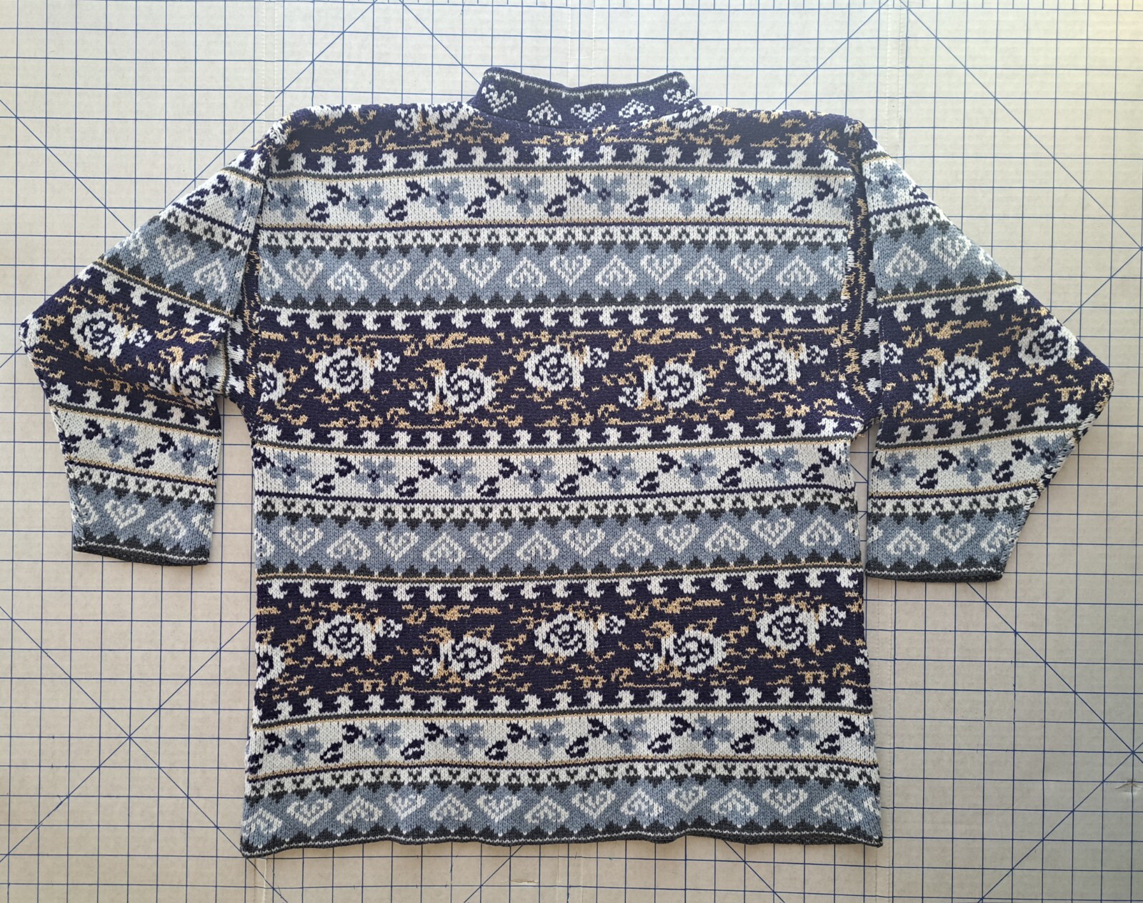 Vintage 90s Women’s Sweater Arielle Gray Gold Navy Size Medium USA MADE BIN03