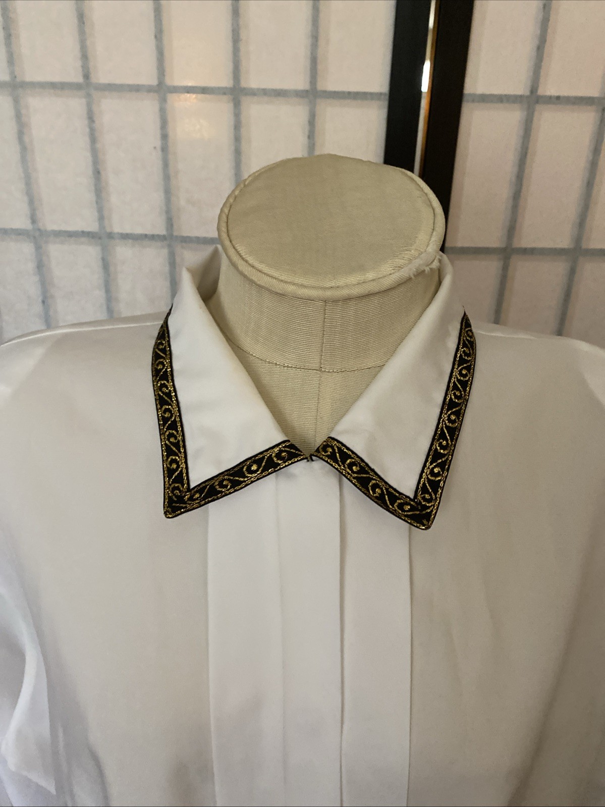 Ms. Bond VTG 80/90s Blouse Wom 40/Est. 2XL Wht Secreta Blouse Ribbon Trims 51”B