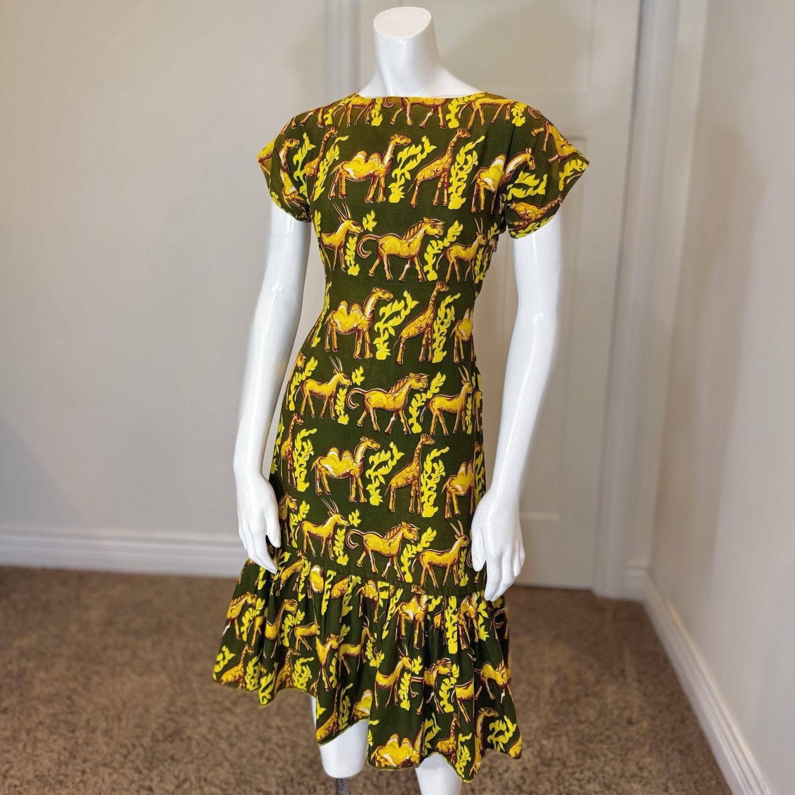 Vintage 1940’s SAFARI PRINT COTTON DRESS S Belted Skirt Ruffle Tiki Animal Print