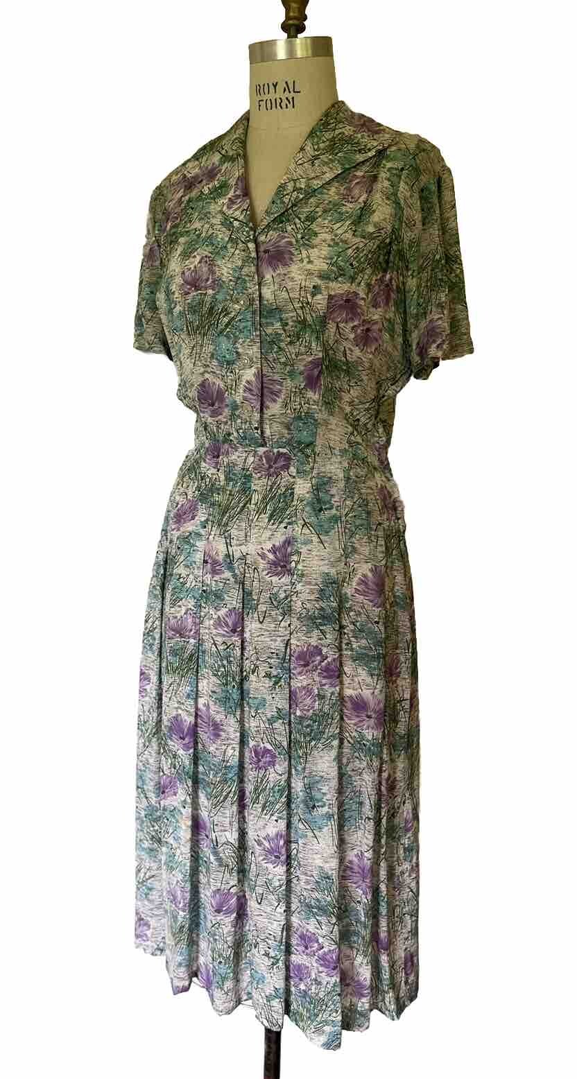 Vtg 40s Floral Print Barbette Dress Bemberg Cold Rayon Purple Bust 39” Waist 29”