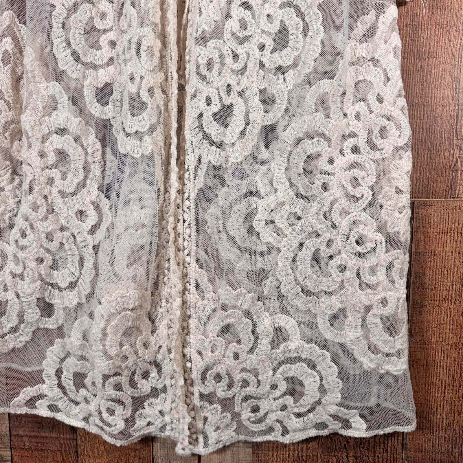 Veveret Cream Lace Kimono M/L Sheer Floral Crochet Duster Swim Coverup Boho