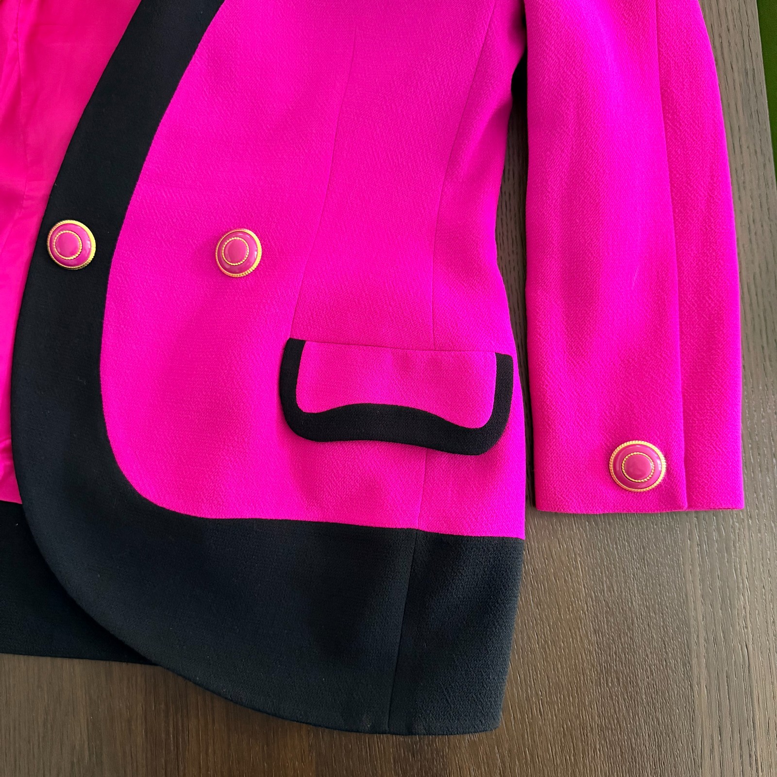 GIANNI VERSACE fuchsia wool blazer size 42 from F/W 1991/92