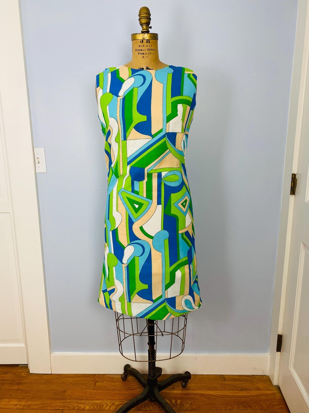 Vintage 1960s Contessa Sleeveless Shift Sheath Dress, Size S Blue Green Abstract