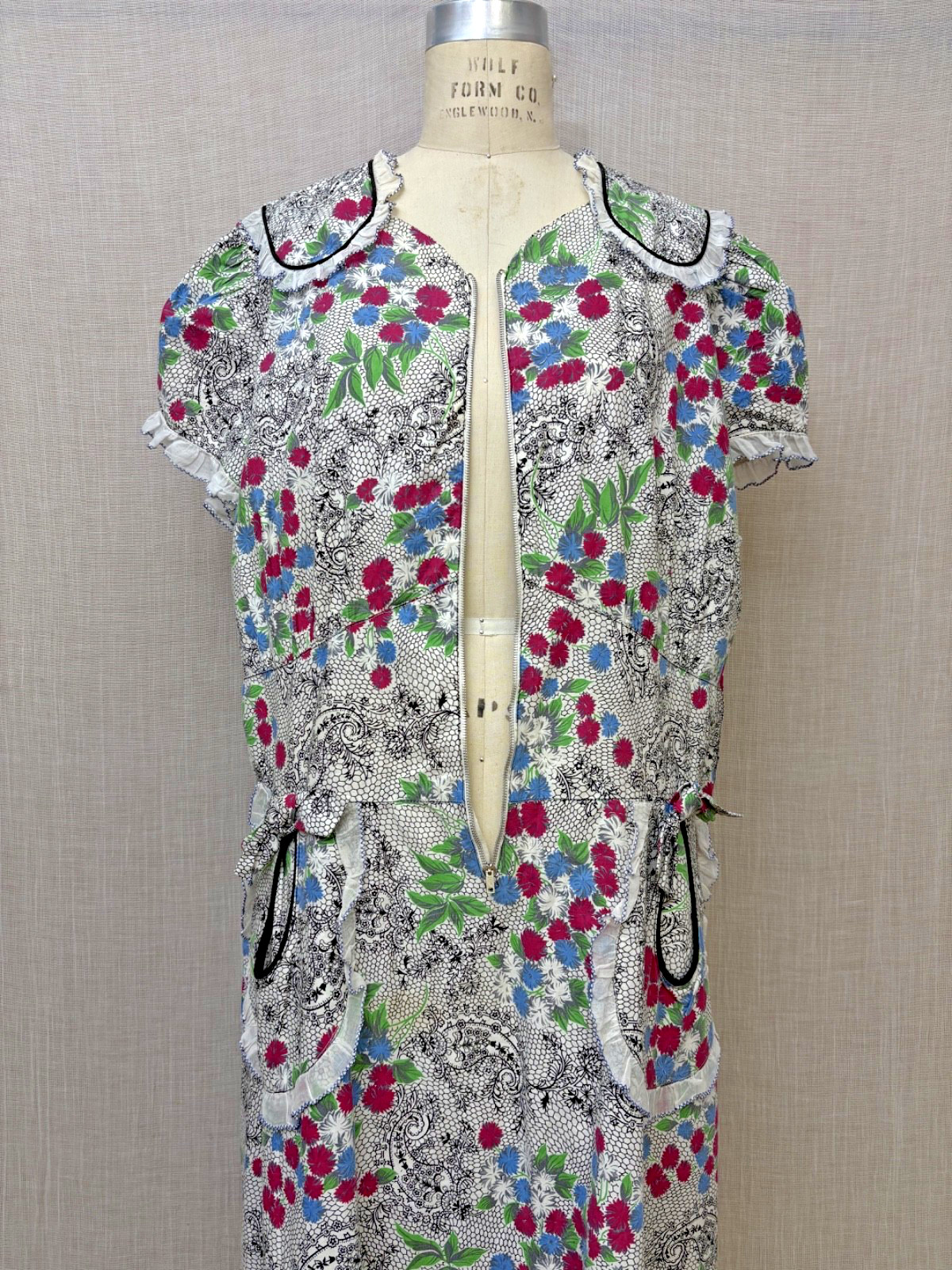 Vintage 40s 50s Zipper Day Dress Volup Novelty Cotton Pouf Sleeve Ruffle XL 2XL