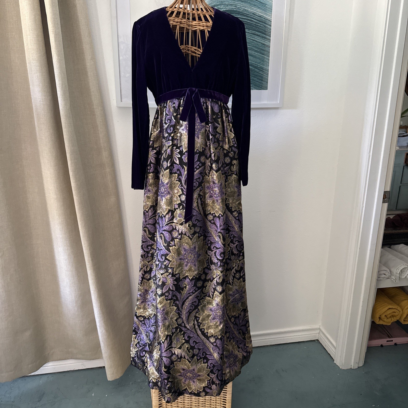 VTG Kent Originals Purple Velvet V Neck Brocade Black Gold Velvet Empire Gown