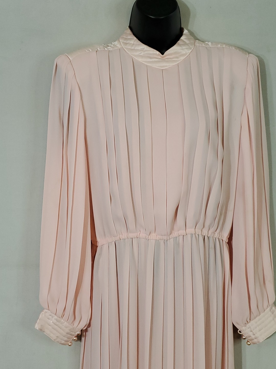 Vintage 60s 70d Liz Petites Dress Women’s Size 10 Pleated Pastel Pink Read