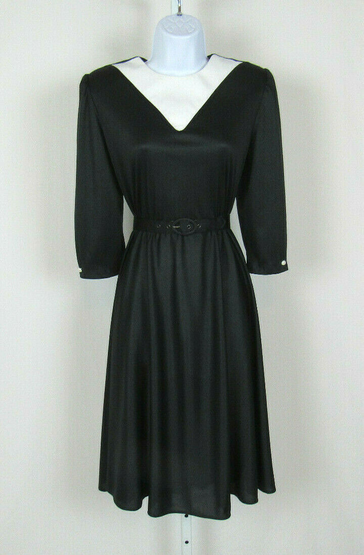 VTG 1960s WHIRLAWAY FROCKS BLACK DRESS & BELT SIZE 6P WHITE COLLAR POLY