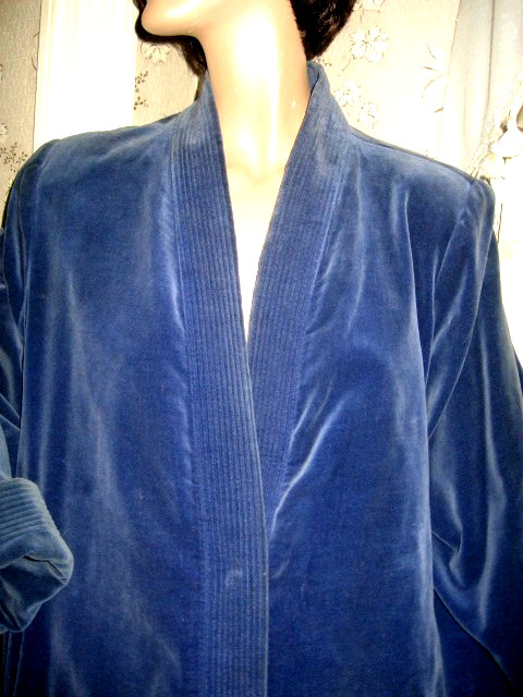 VINTAGE CANTONI BLUE TWILLBACK VELVETEEN COAT-WATER/SPOT RESISTANT-ITALY