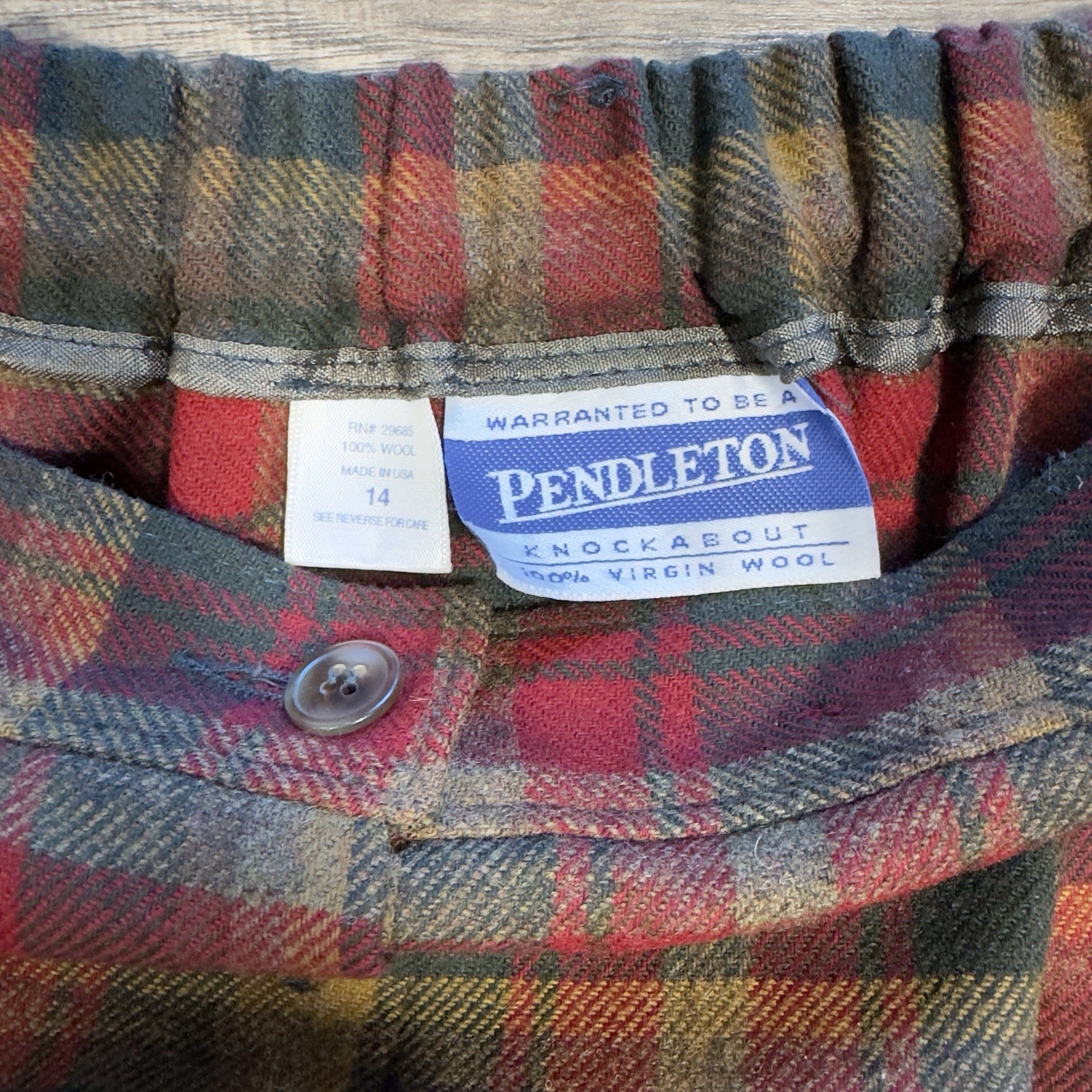 Pendleton Plaid Wool Skirt Size 14 Red Tartan USA Vintage Button Front