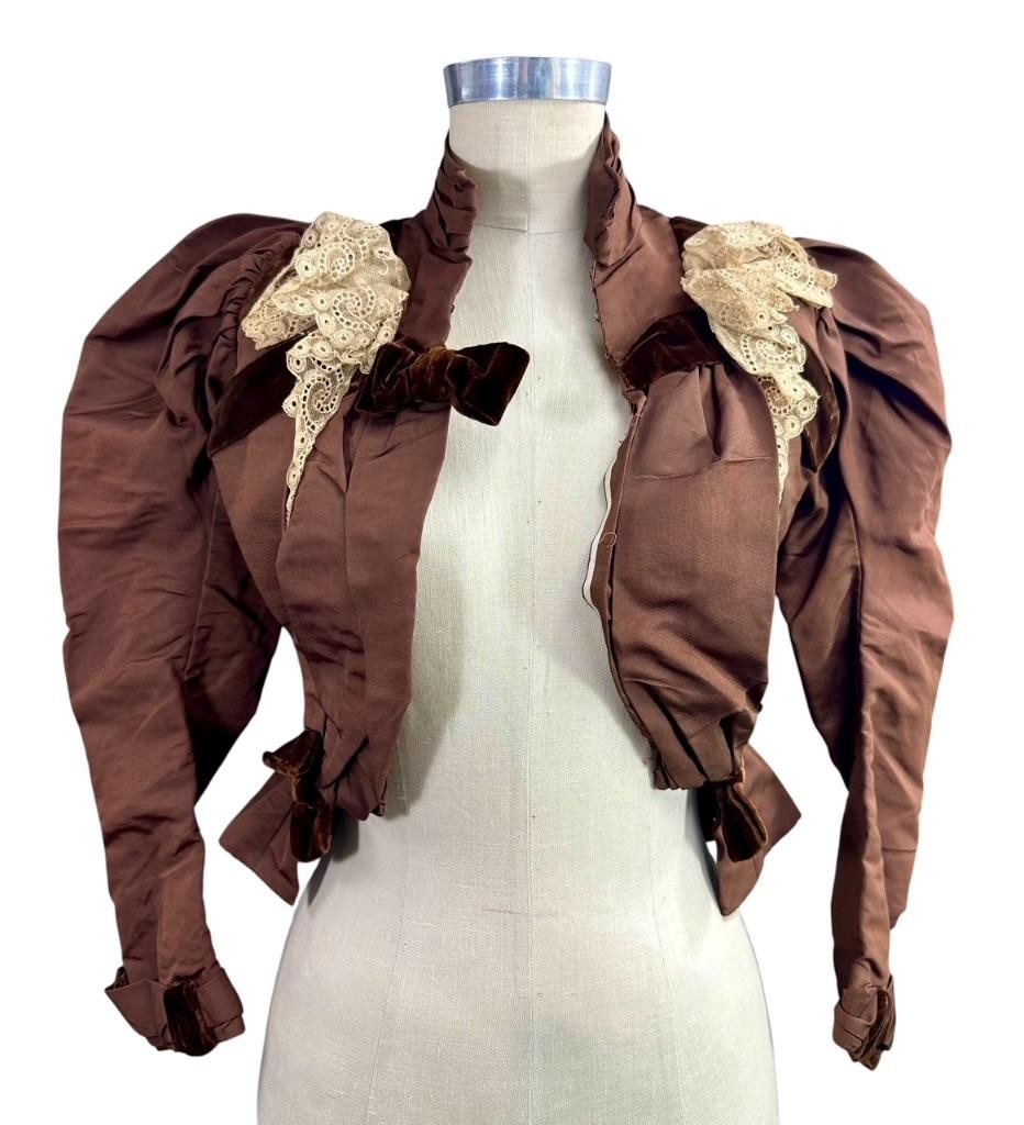 Antique Bodice With Puffed Sleeves at Shoulders Lace Trim Circa Mid-Late 1800’s