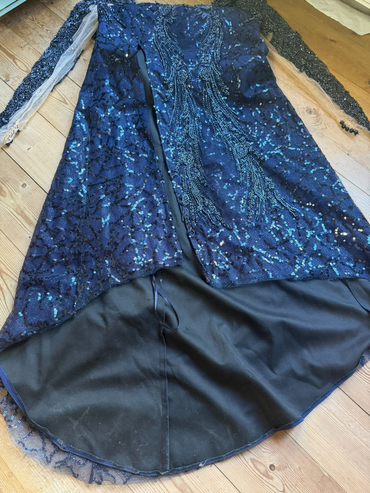 Vintage 80s 90s Mermaid Dress Gothic Wedding Beaded Evening Gown Train 32 34