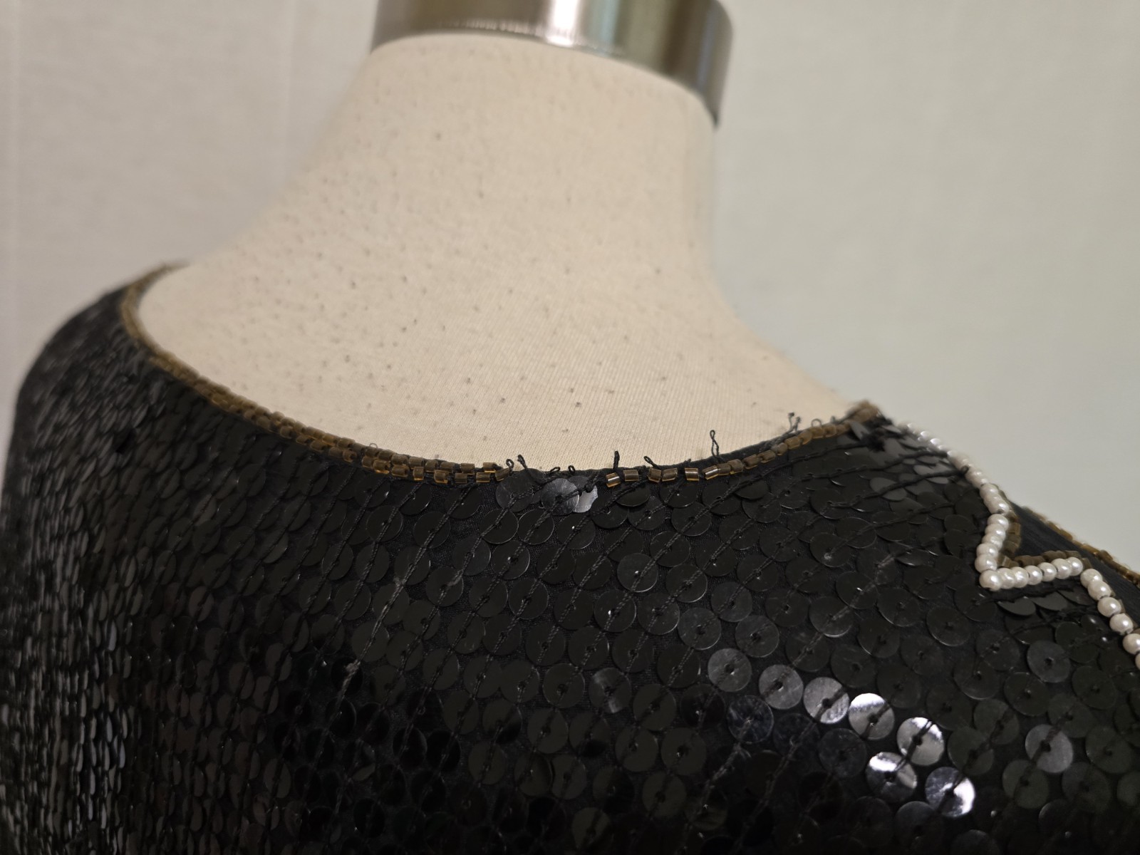 Womens Vintage 100% Silk Blouse Black Beaded Sequins All Over Evening
