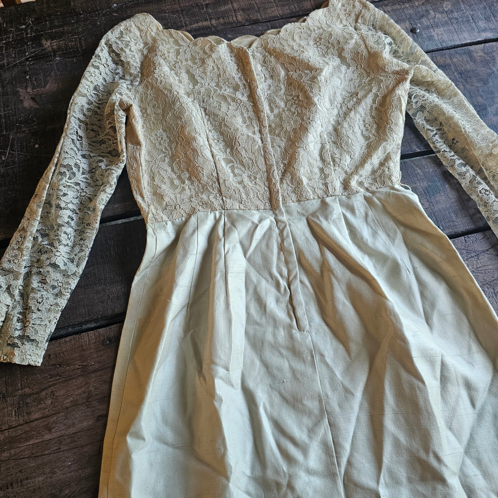 Vintage 1950s Lace Cocktail Dress Cream Scalloped Neck Long Sleeve Pencil Skirt