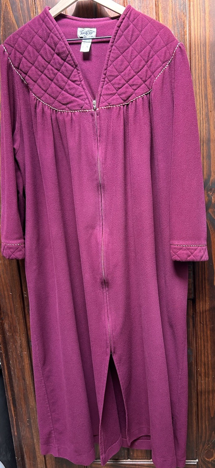 Vanity Fair Vintage Red Plum Velour Fleece Zip Robe Patio Wear Braided Trim XXL