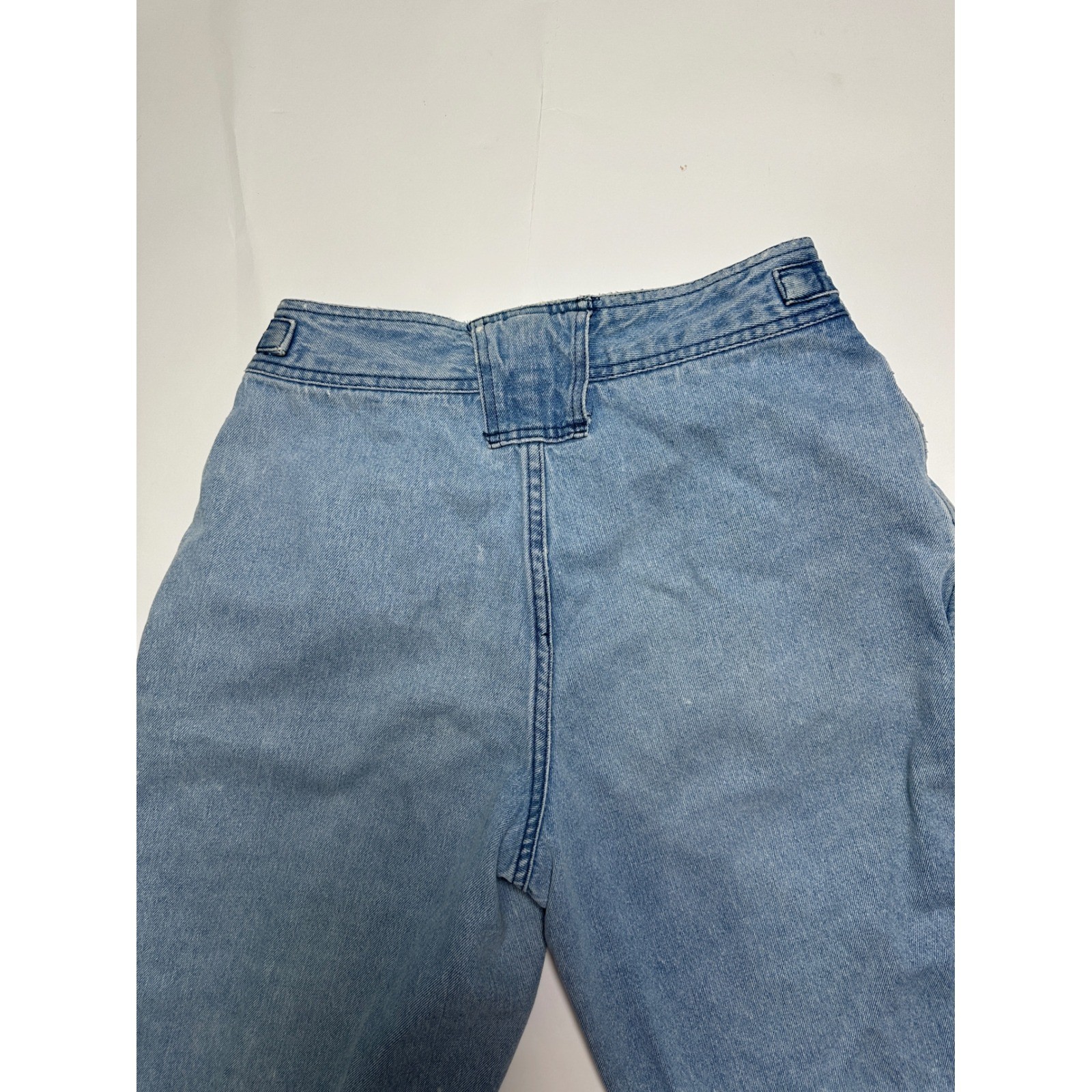 Vintage 1980s Blue Mom Jeans High Waist Pleated Tapered Leg Denim 28 Inch Waist