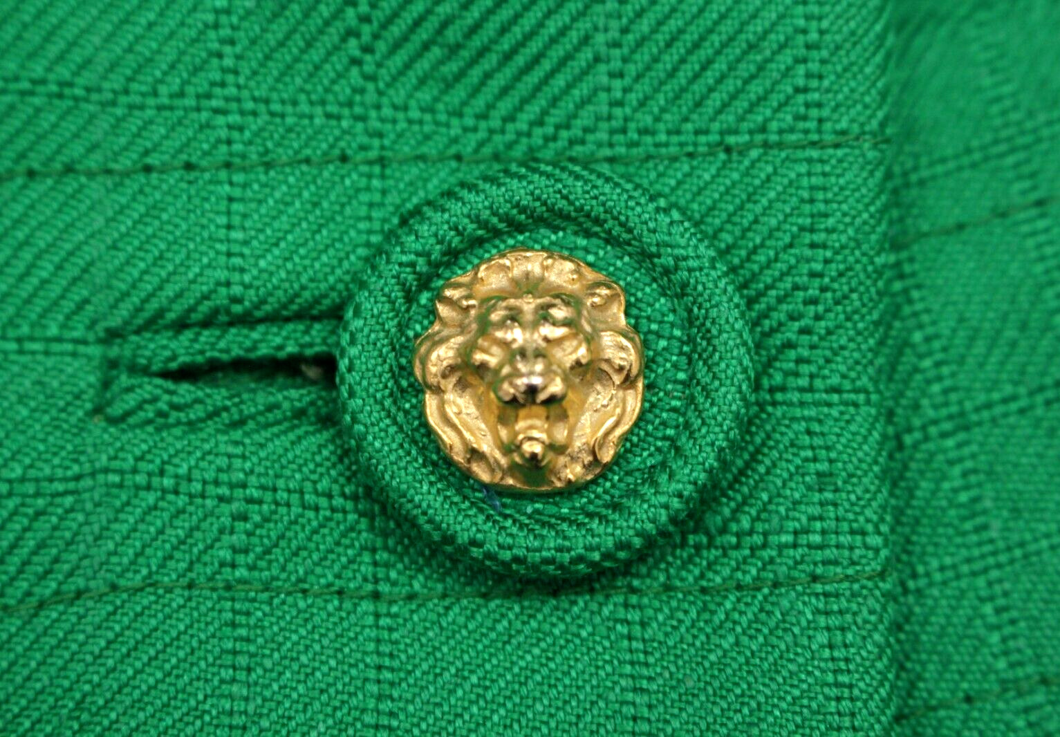 VTG Women’s 60s 2 Pc Kelly Green Dress Suit Set W/ Lion Head Buttons M/L 1960s