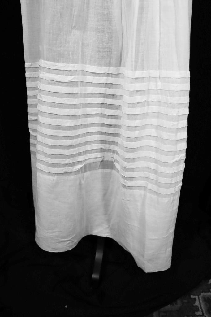 Antique Edwardian French White Sheer Pleated Cotton Petticoat Size 28-29″ Waist