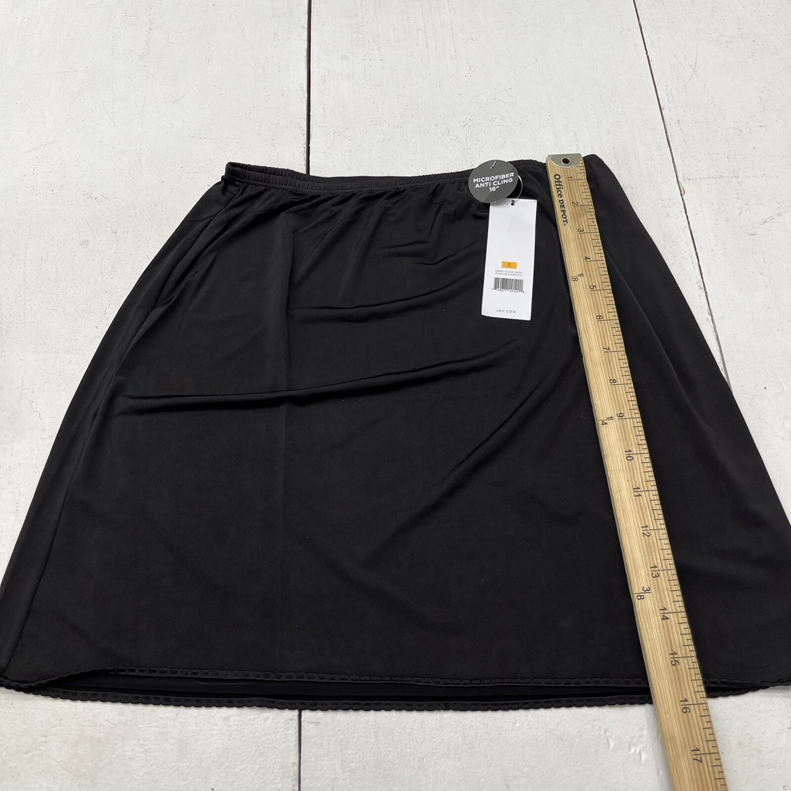 Jones Black Plain Microfiber Half Slip 16” Womens Size Small