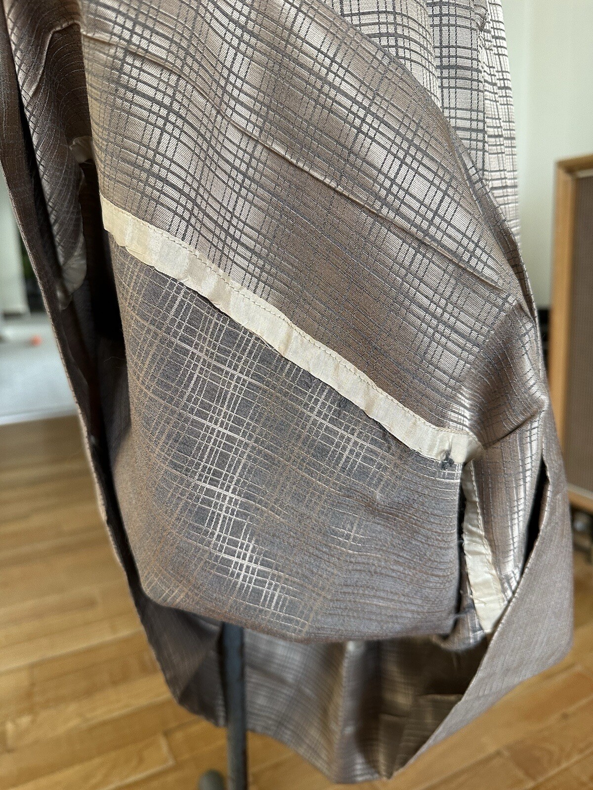 Vintage 1940s Satin 2-Piece Dress with Pencil Skirt and Peplum Top Women’s Suit