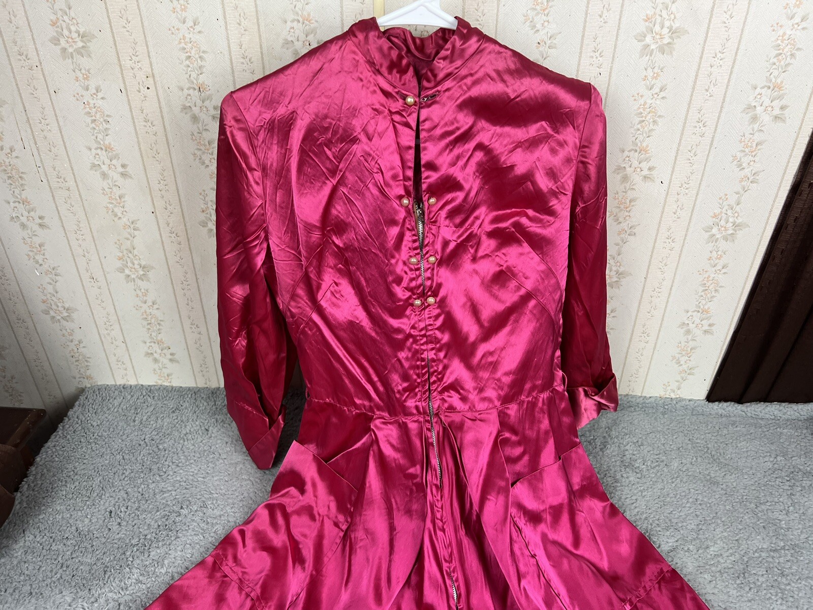Vintage 1940s Maxan Bridal Negligee Housecoat Robe Barbiecore Hot Pink Regal